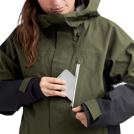 DAKINE Stoker GORE-TEX 3L Jacket - Women's 6