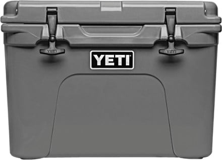  YETI Tundra 35 Cooler, Camp Green : Sports & Outdoors