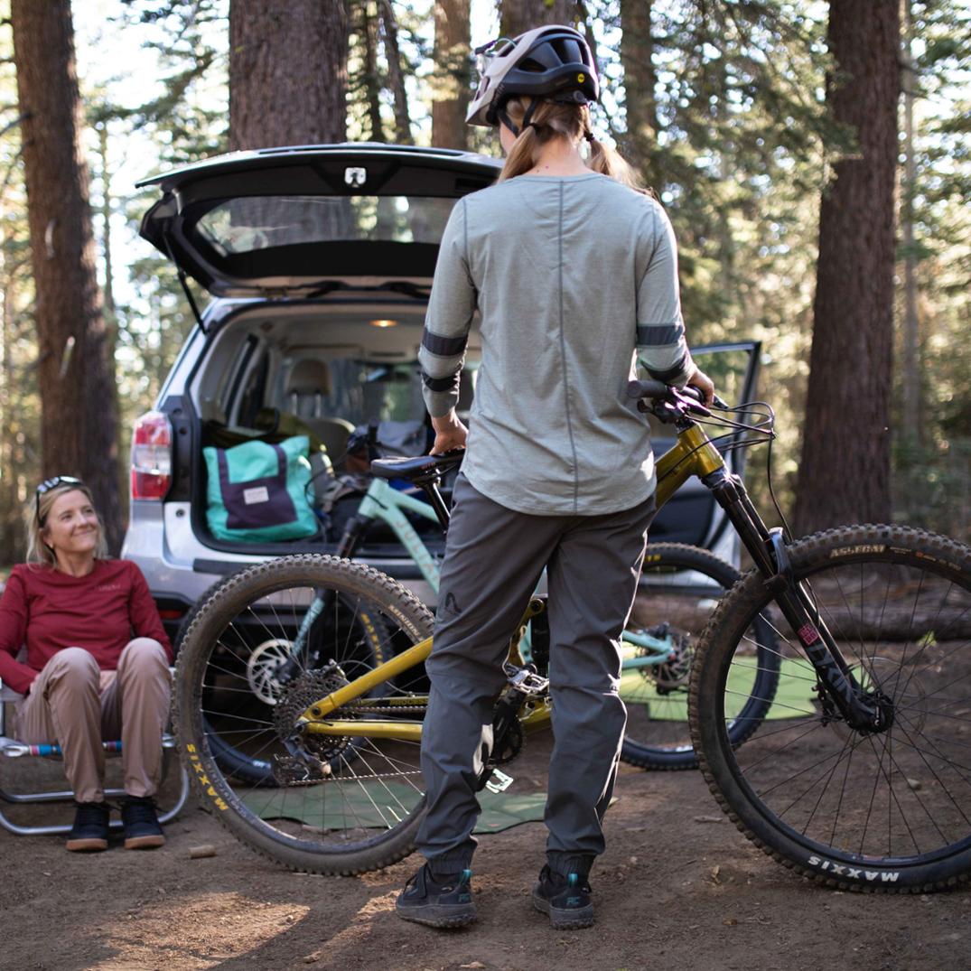 Location Image for Hawkins Shirt - Women's