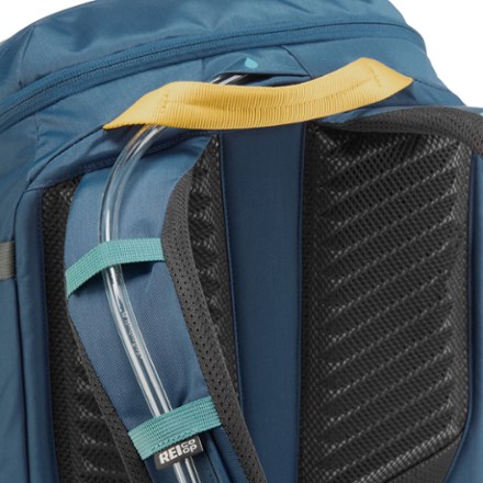 REI Co-op Ruckpack 30 Pack Hydration port & tube routing