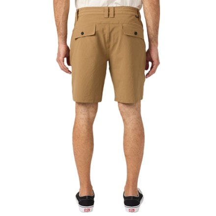 O'Neill TRVLR Enduro 19" Hybrid Shorts - Men's 1