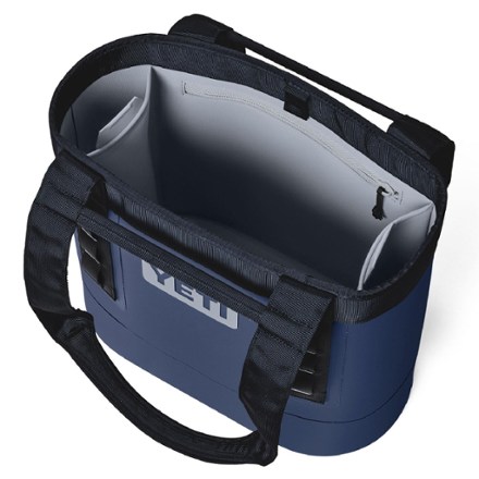 YETI Camino 20 Carryall 4