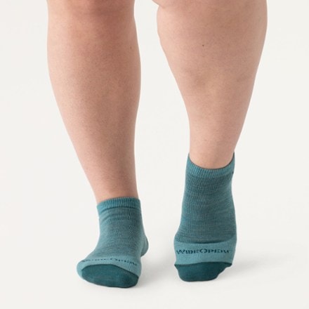 Wide Open Solid Cushioned No Show Socks - Women's 1