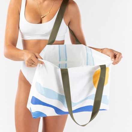 ALOHA Collection Soleil/Linen Stripes Holo Holo Tote Bag 3
