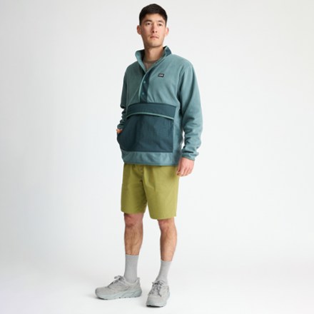 Mountain Hardwear Rockrydge 9" Shorts - Men's 3