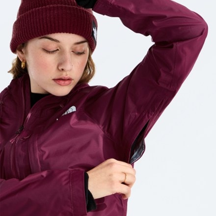 The North Face Alta Vista Rain Jacket - Women's 5