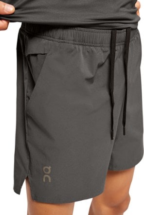 On Essential 5" Shorts - Men's 4