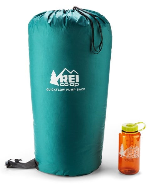 Water bottle not included (Light Spirulina)