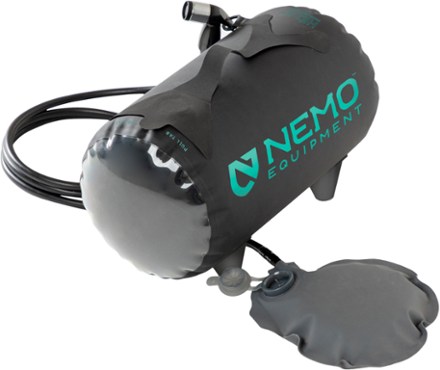 NEMO Helio Pressure Shower - 11 Liters Back view (Black)