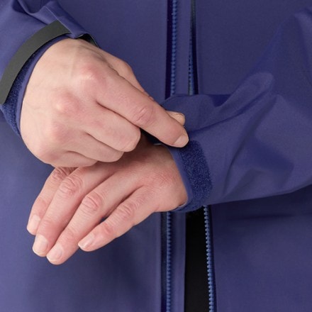 Arc'teryx Beta Jacket - Men's 6