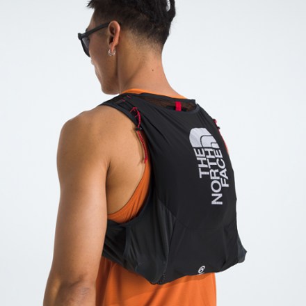 The North Face Summit Series Run Vest 5 Hydration Vest 3