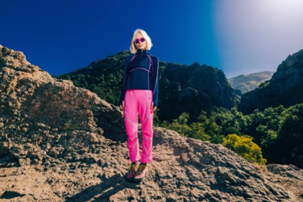 Location Image for Joytrek Grid Fleece Zip-Neck Pullover - Women's