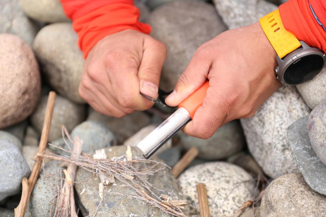 Location Image for Mag Striker with Tinder Cord Lanyard