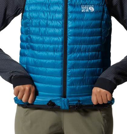 Mountain Hardwear Alpintur Insulated Vest - Women's 4