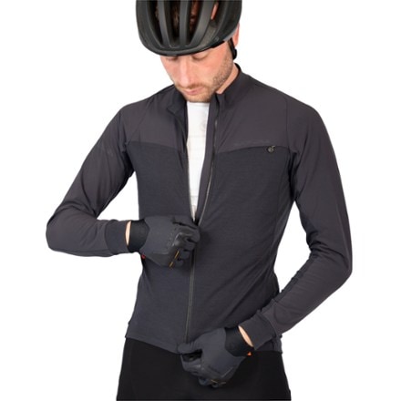 Endura GV500 Merino-Blend Long-Sleeve Bike Jersey - Men's 4