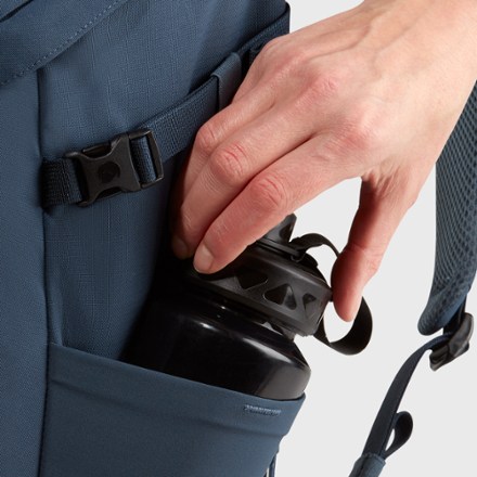 Fjallraven Ulvo 30 Travel Daypack 7