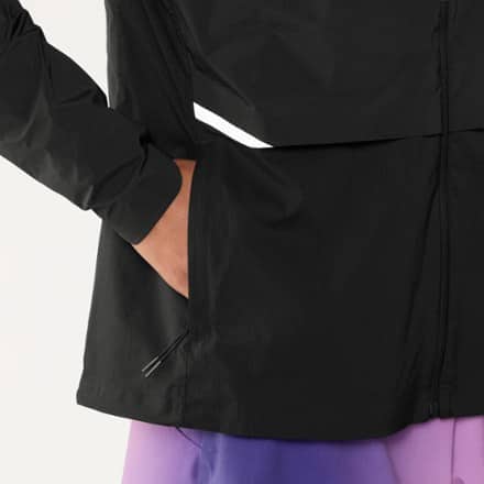 On Core Jacket - Women's 6