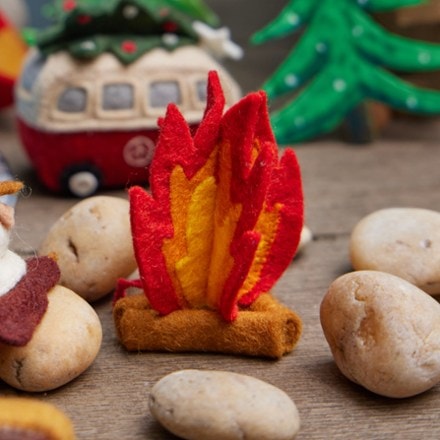 Craftspring Campfire Tales Ornament 5