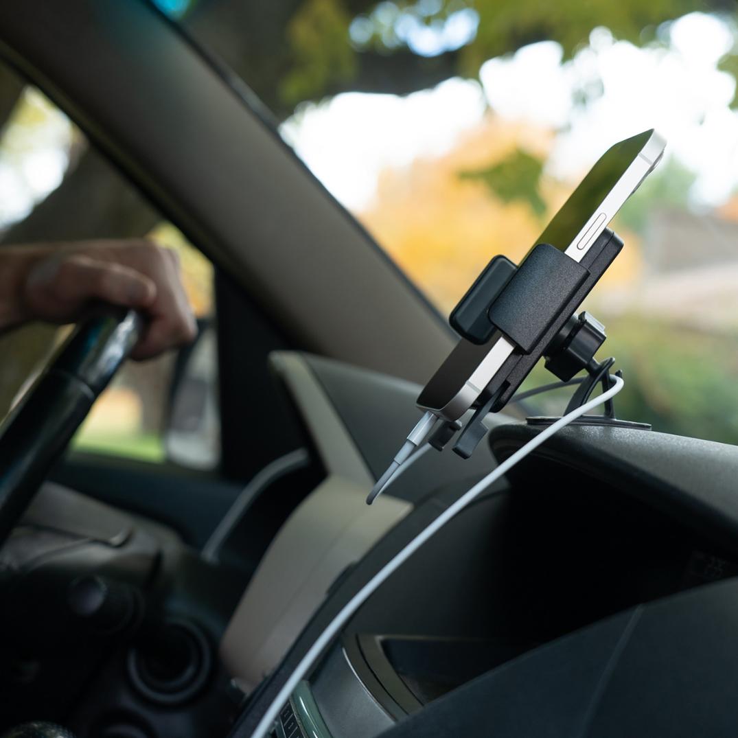 Location Image for Squeeze Universal Dash Mount