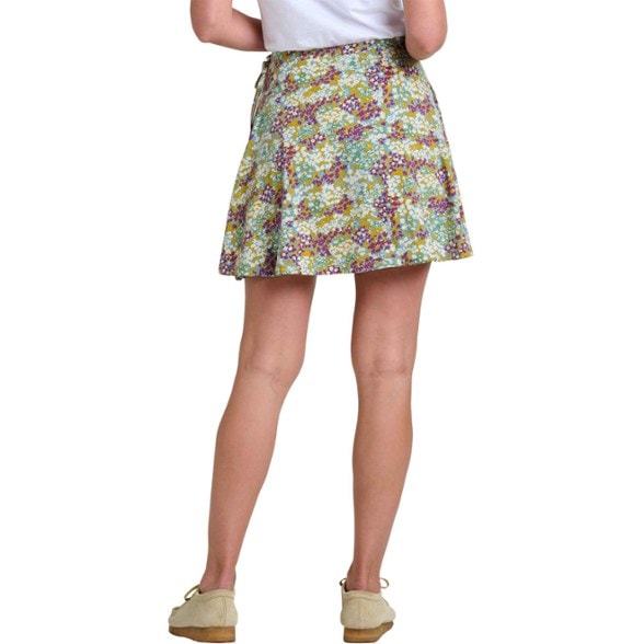 On Body Image of color Wild Ginger Meadow Print