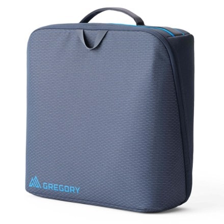 Gregory Alpaca Kitchen Case 1