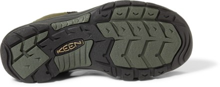 KEEN Newport H2 Sandals - Men's Sole view (Forest Night/Black)