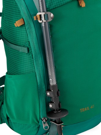REI Co-op Trail 40 Pack - Women's 8