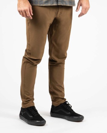 Zoic Edge Bike Pants - Men's 1