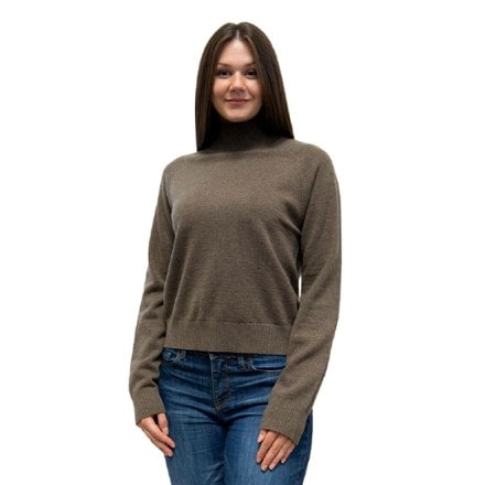 Everest Designs Nile Basic Sweater - Women's 0