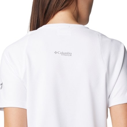 Columbia Summit Valley Crew Shirt - Women's 4
