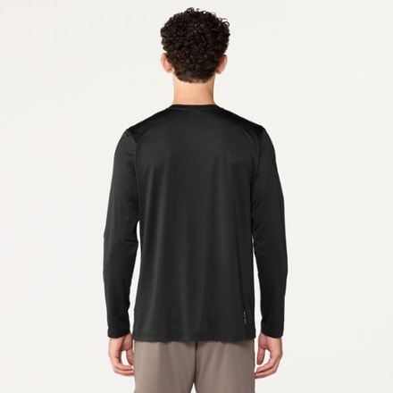 On Core Long-T Shirt - Men's 2