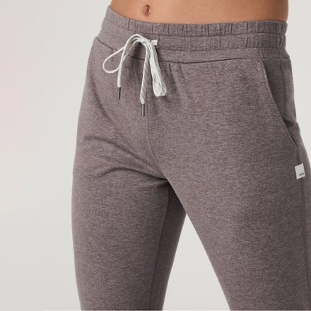 Vuori Performance Joggers - Women's 4