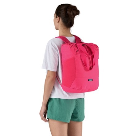Patagonia Terravia Tote Pack 24 L 1