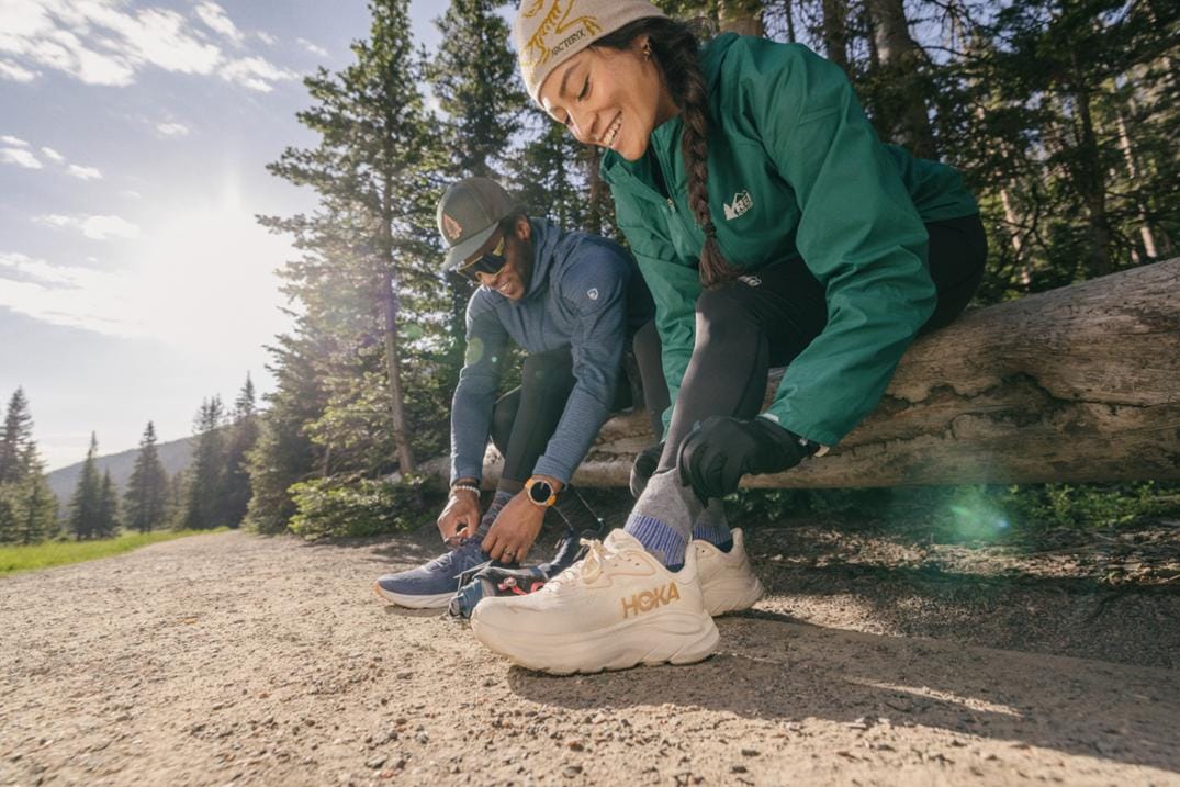 Location Image for Swiftland Windshell Running Jacket - Women's