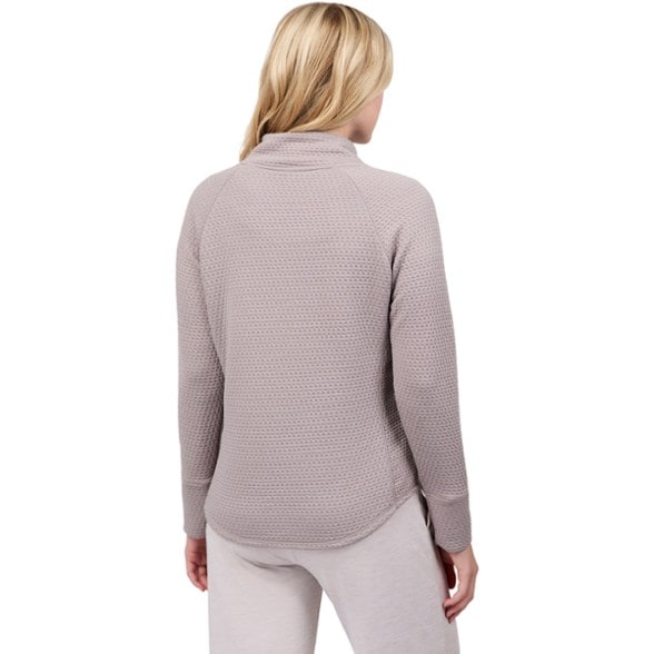 On Body Image of color Taupewood