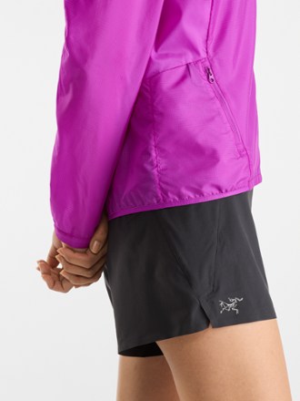 Arc'teryx Norvan Windshell Jacket - Women's 5