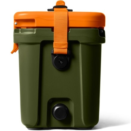 YETI Roadie 15 Hard Cooler 5