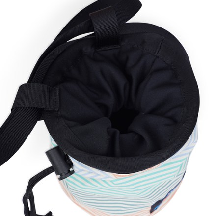 KAVU Keep Climbing Chalk Bag 3