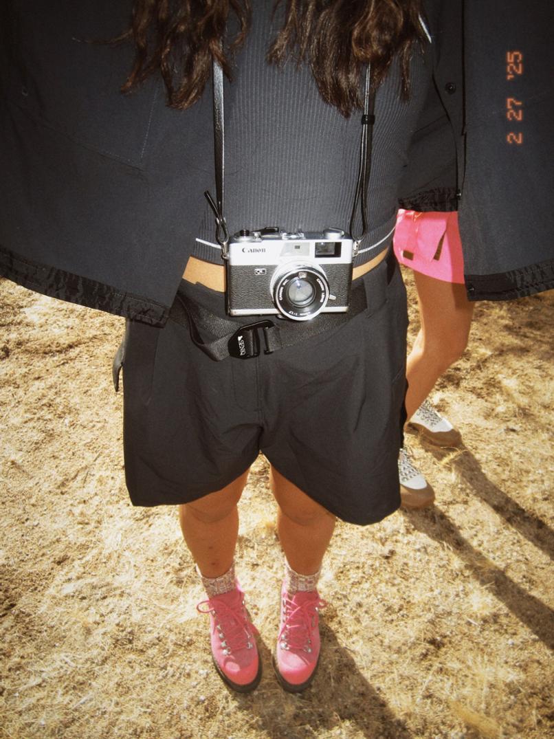 Location Image for Trailmix Cargo Shorts - Women's