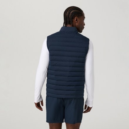 Vuori Steadfast Down Vest - Men's 10