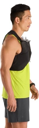 Arc'teryx Norvan 7 Hydration Vest - Men's 6
