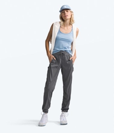The North Face Aphrodite Motion Pants - Women's 2