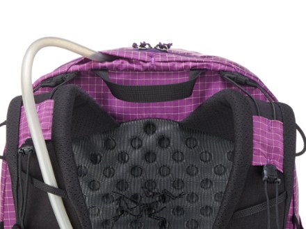 Arc'teryx Aerios 30 Pack - Women's 7