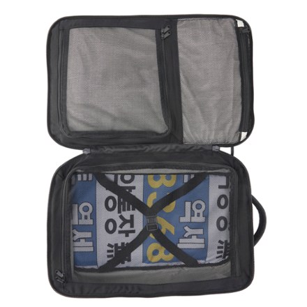 Sherpani Santiago 35 L Travel Pack Interior