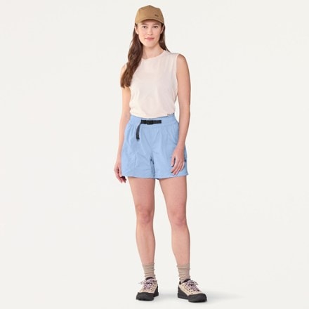 Mountain Hardwear Stryder Belted Shorts - Women's 4