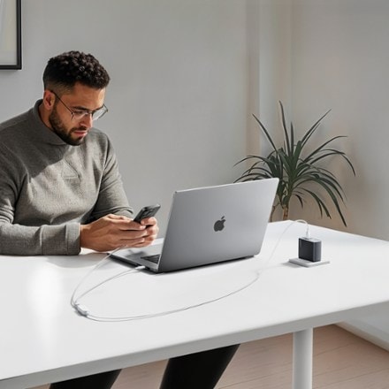 Anker A8895 140W 2-in-1 USB-C to USB-C Cable - 4 ft. 4