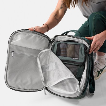 Matador 18 L Personal Item Travel Pack 8