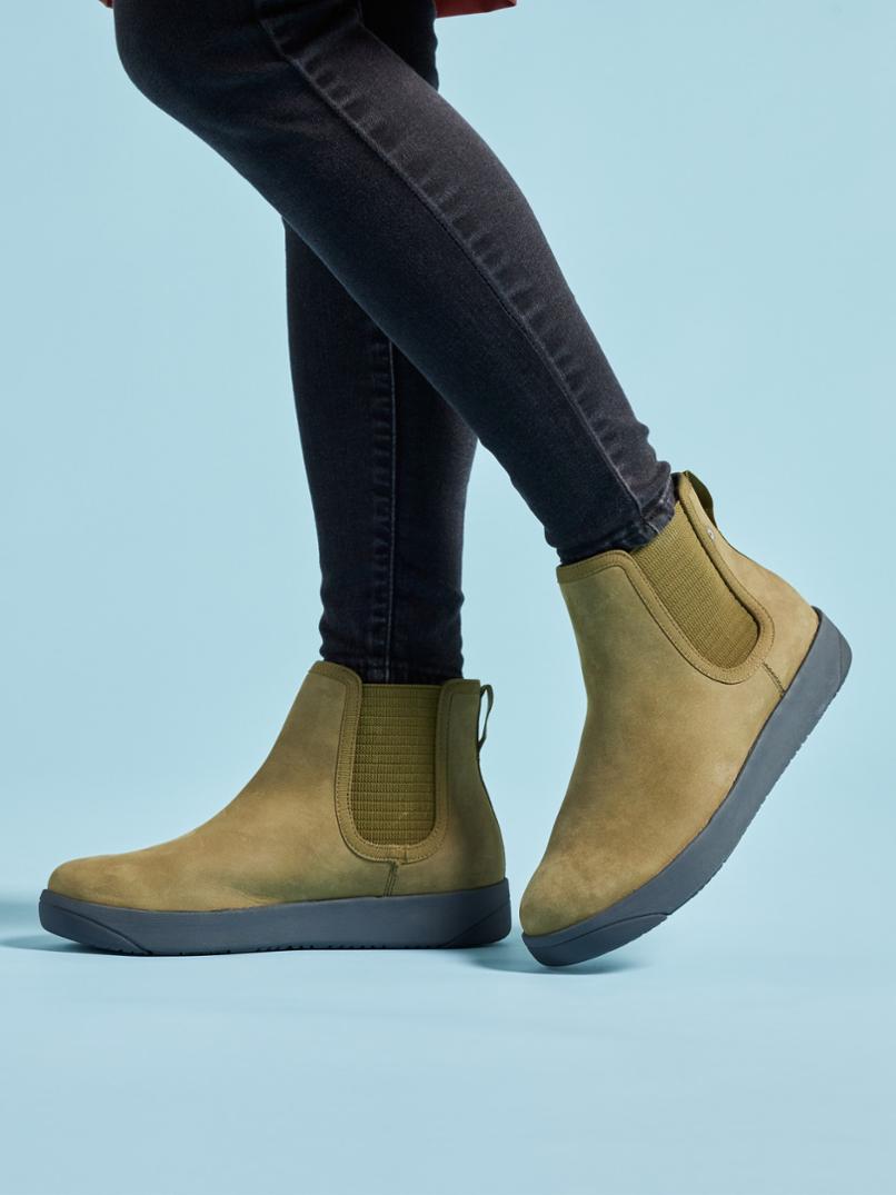 Location Image for Kicker Leather Chelsea Boots - Women's