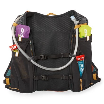 REI Co-op Swiftland 5 Hydration Vest - Women's 7