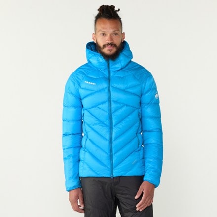 Mammut Taiss IN Hooded Down Jacket - Men's 2